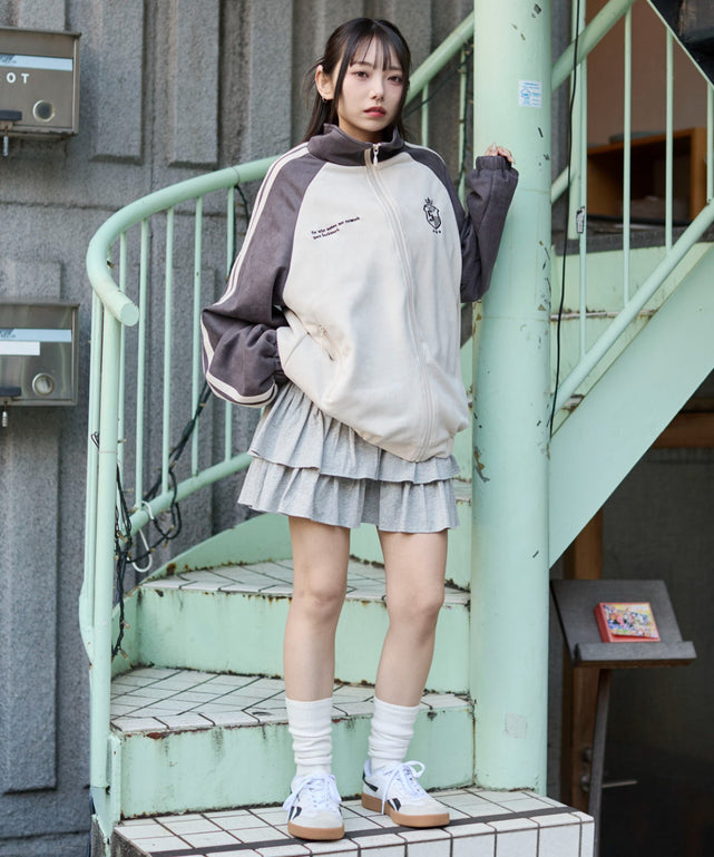 グレー　モデル：159cm L着用