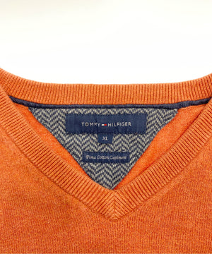TOMMYニット