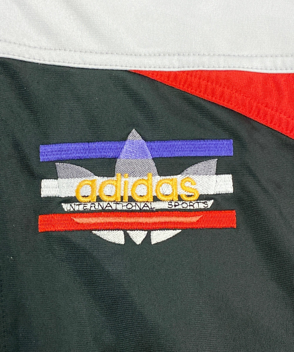 adidas ブランドジャージ