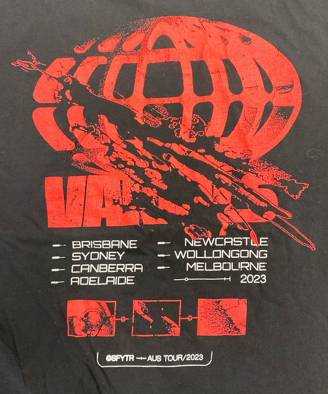 Varials バンドTシャツ