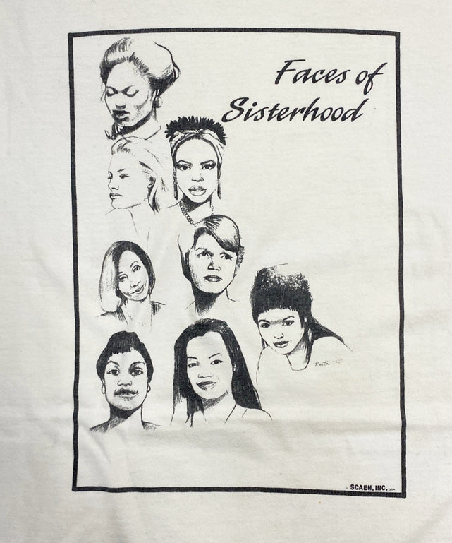 Faces of Sisterhood アートTシャツ