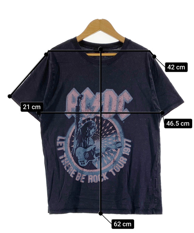 AC/DCバンドTシャツ