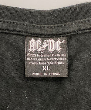 AC/DCバンドTシャツ