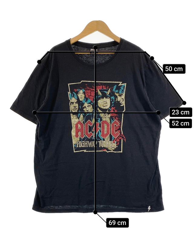 AC/DCバンドTシャツ