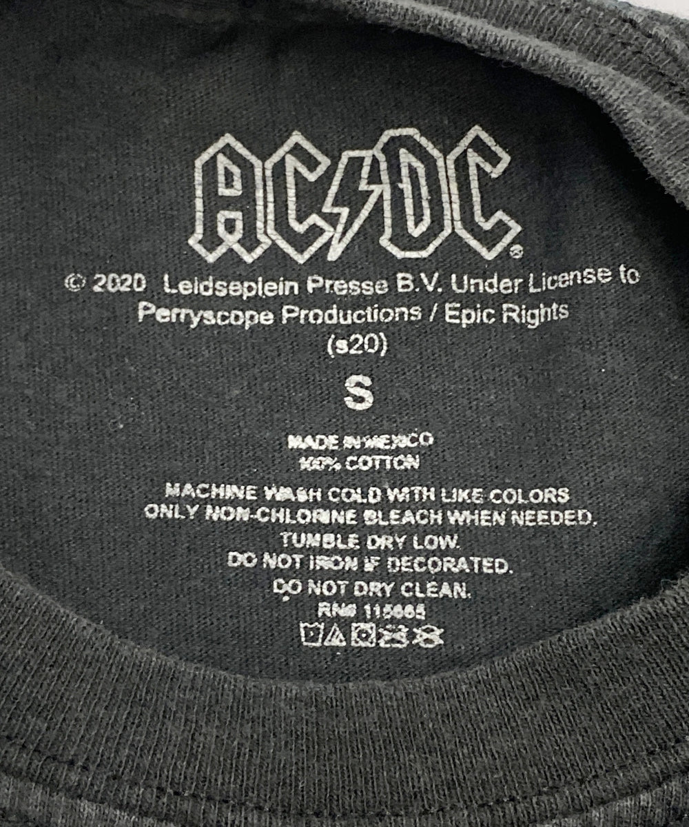 AC/DCバンドTシャツ
