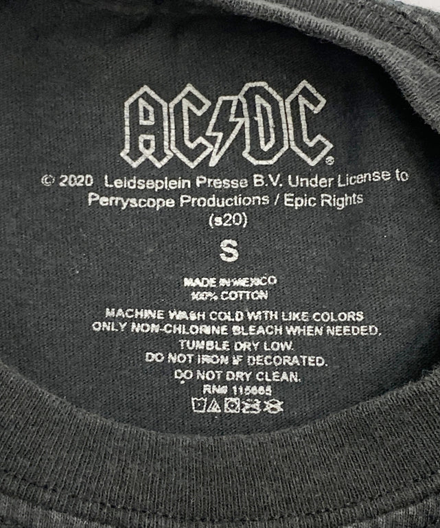 AC/DCバンドTシャツ