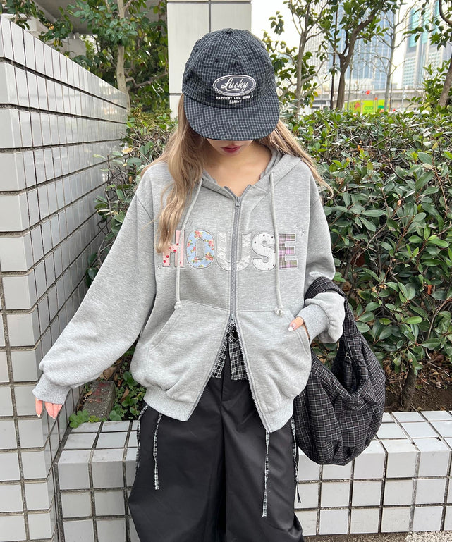 グレー モデル：160㎝ F着用