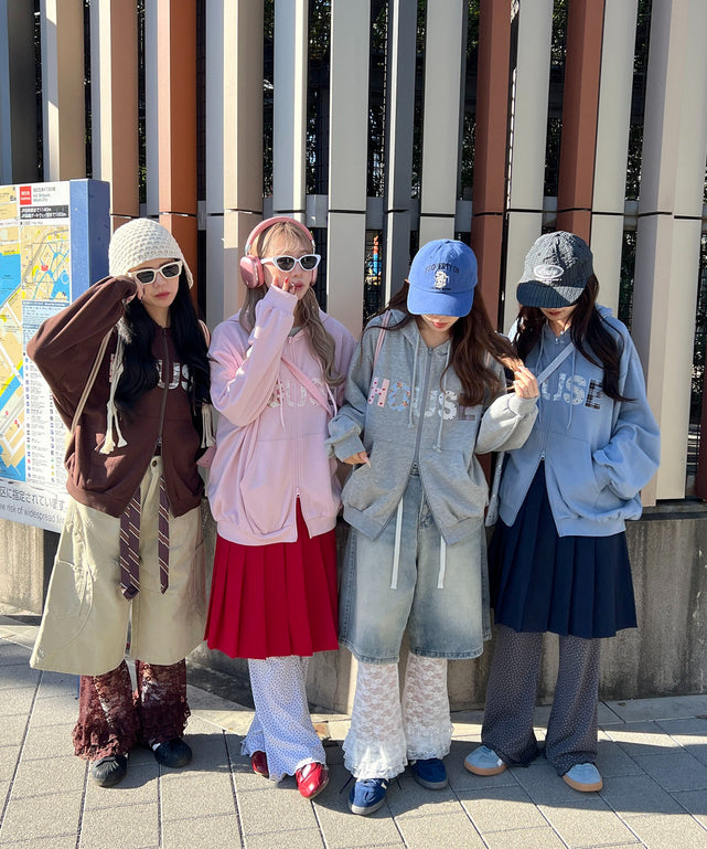 パッチワークロゴパーカー