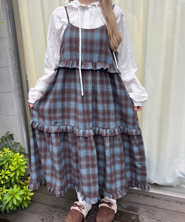 ブラウン モデル：160㎝ F着用