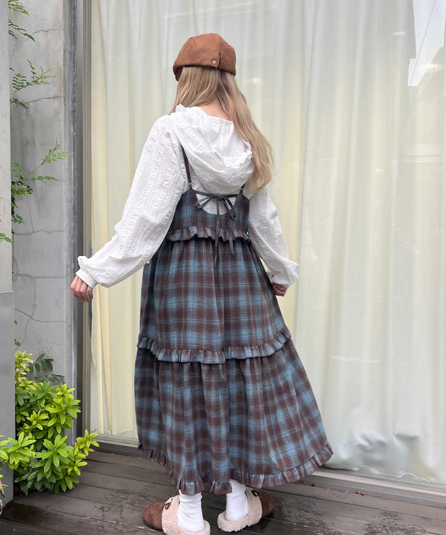 ブラウン モデル：160㎝ F着用