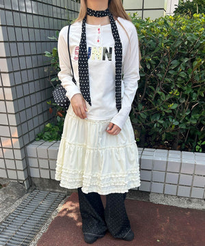 ホワイト モデル：160㎝ F着用
