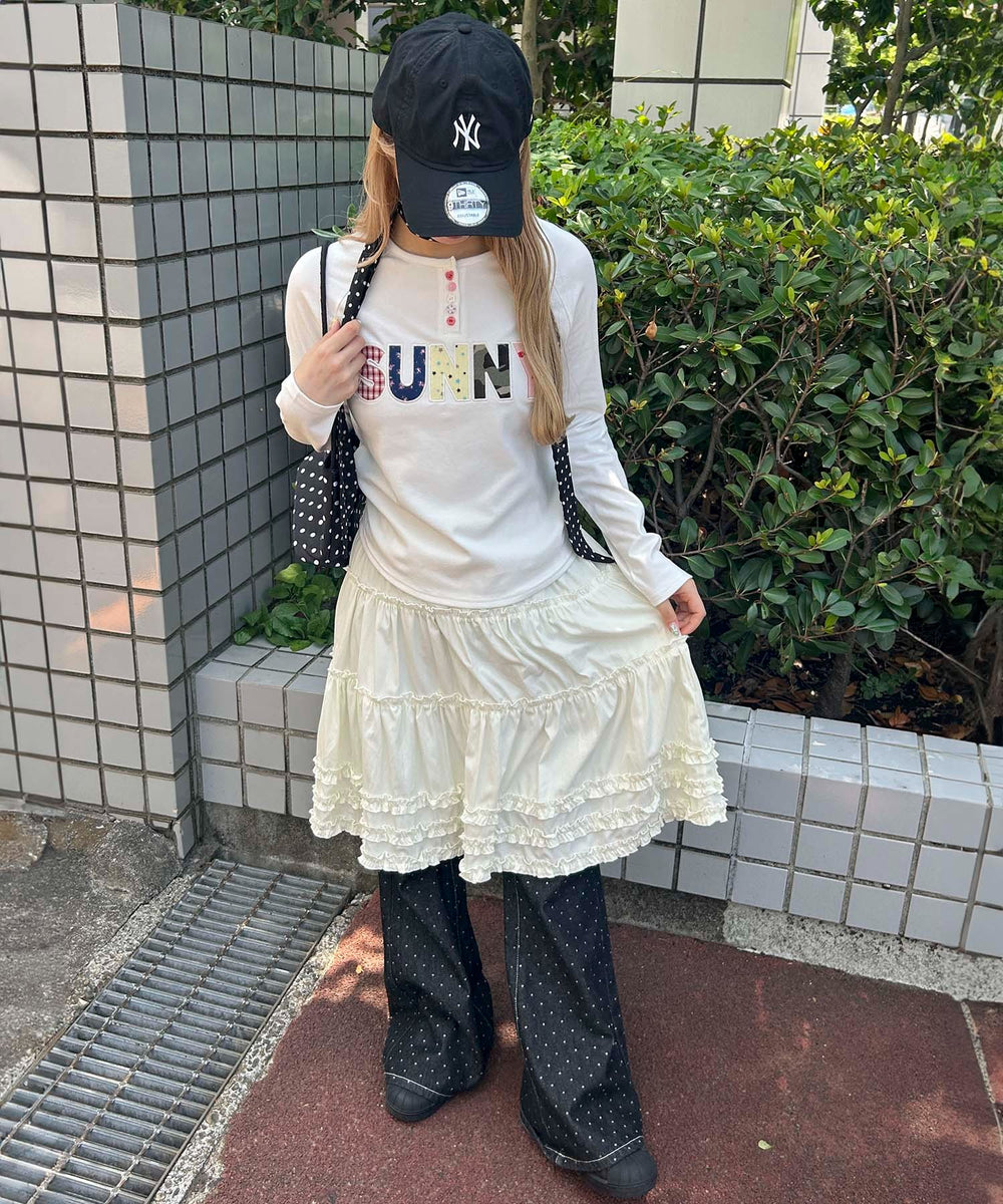 ホワイト モデル：160㎝ F着用