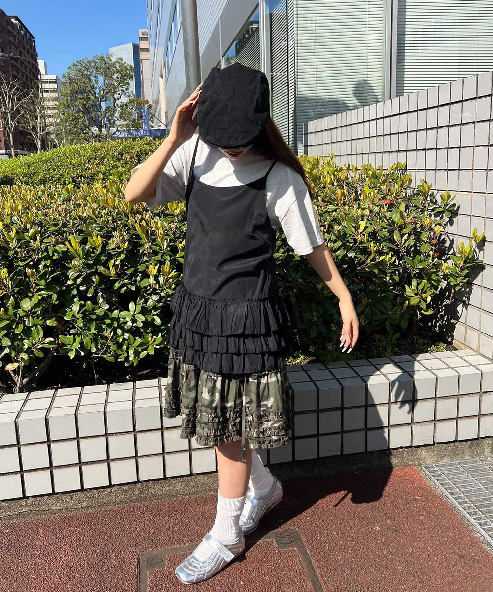 ブラック