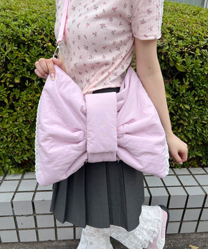 ピンク
