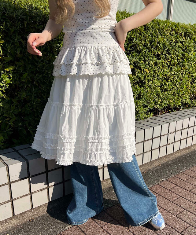 ホワイト モデル：160㎝ F着用