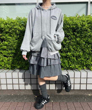 グレー モデル：160㎝ F着用