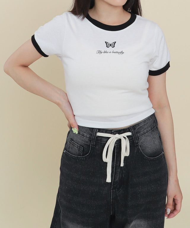 コンパクトバタフライリンガーT/ホワイト モデル：147cm F着用