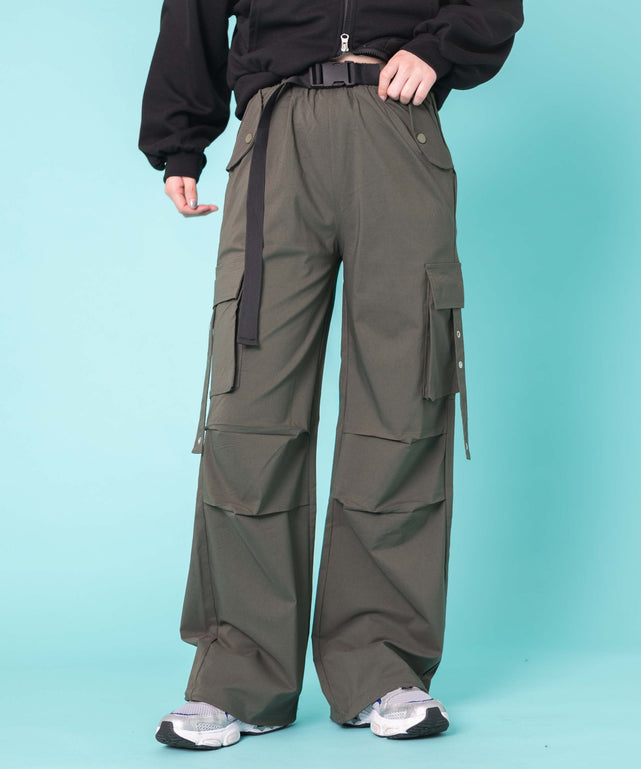 カーキ　モデル;155cm F着用