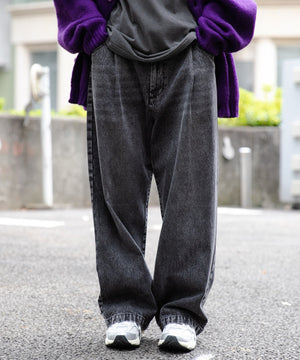 ブラックその他 モデル：166cm L着用