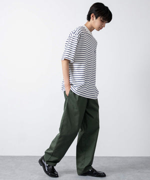 オリーブ モデル:180cm Lサイズ着用