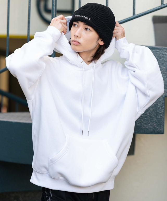 ホワイト モデル：175cm L着用
