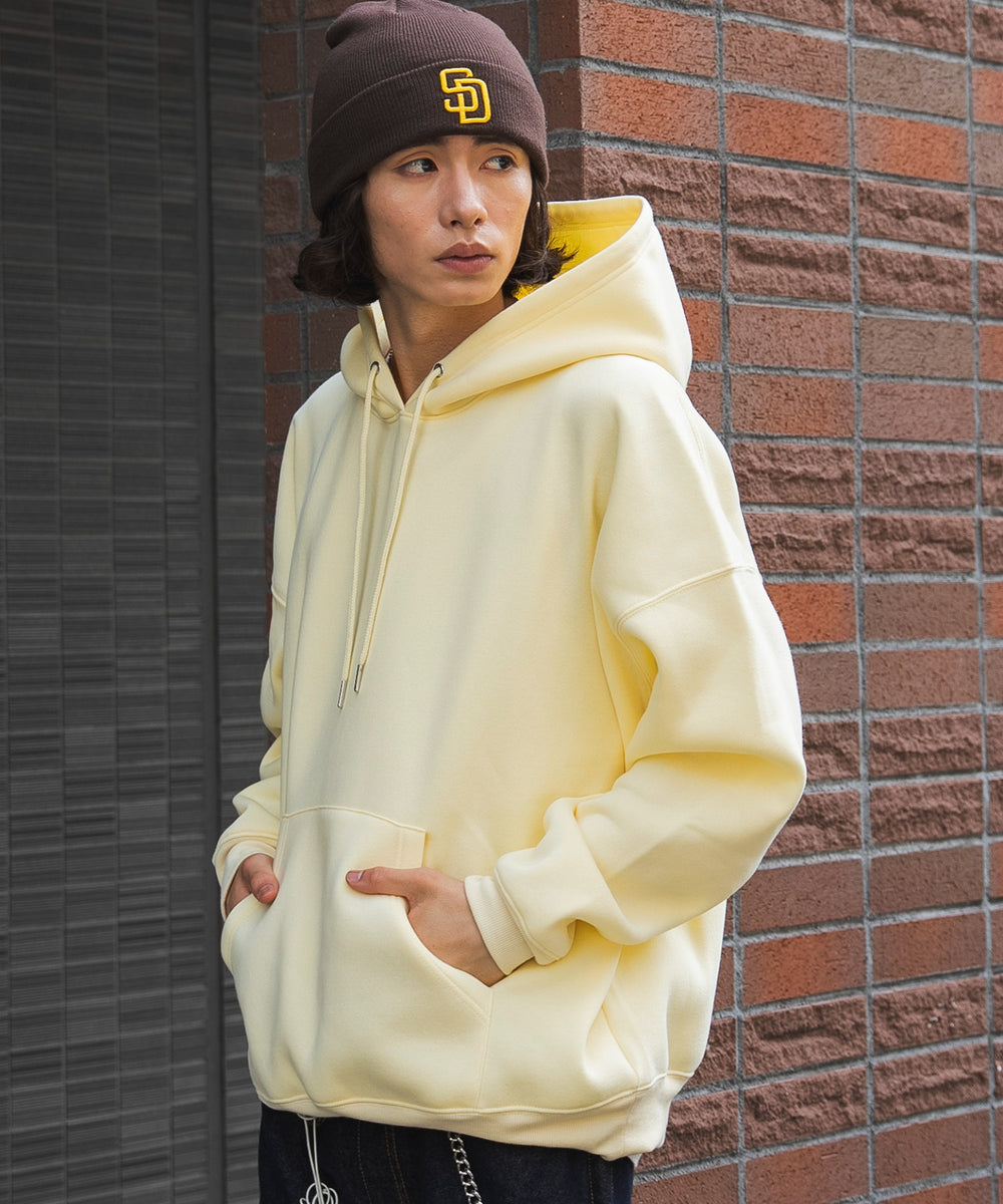 Lイエロー モデル：182cm L着用
