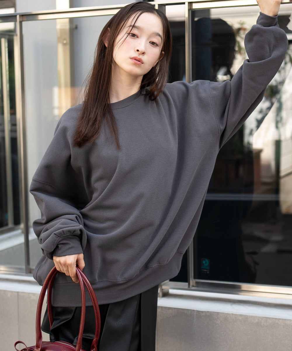 スミクロ　モデル：163cm M着用
