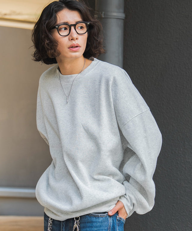 グレー モデル：182cm L着用