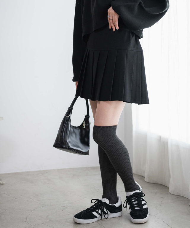 ブラック　モデル:163cm M着用