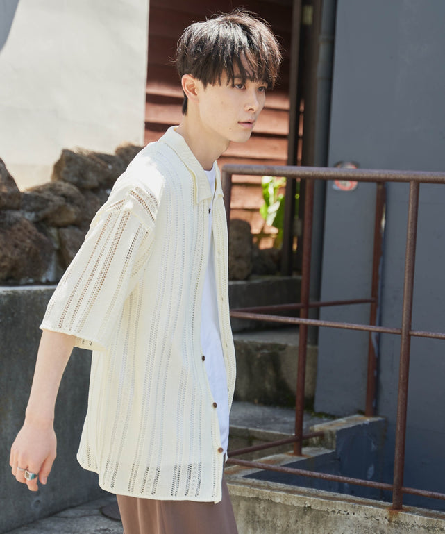 オフホワイト モデル：177cm L着用