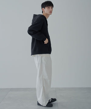 ブラック　モデル:177cm L着用