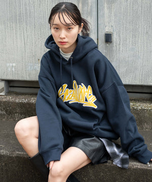 ネイビー　モデル:161cm L着用