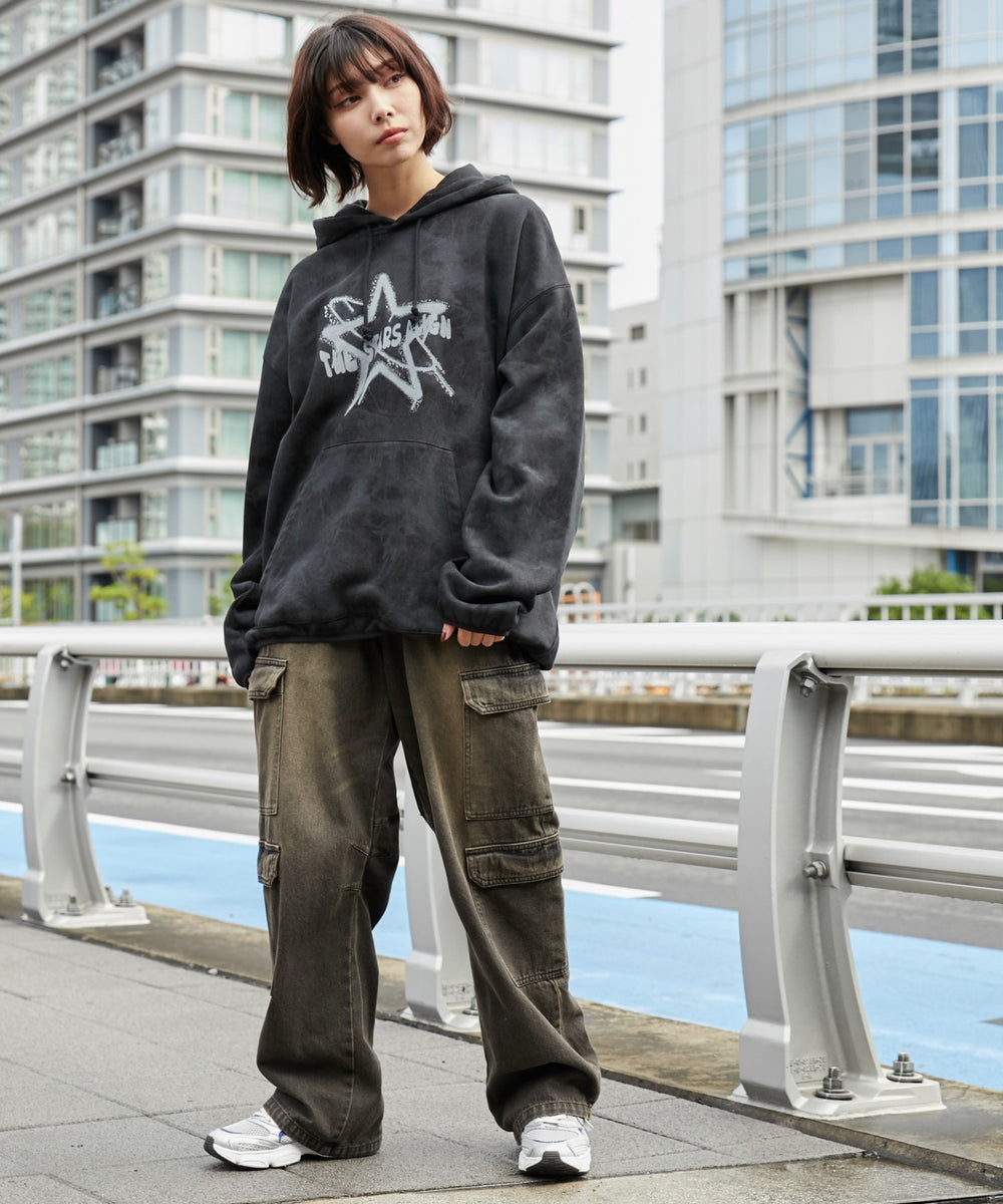 ブラック モデル：160cm L着用