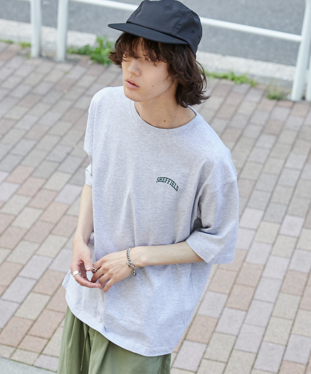 グレー モデル：173cm L着用