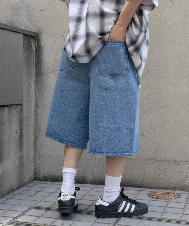 デニム淡色 モデル：175cm L着用