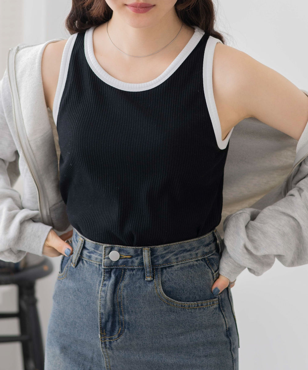 ブラックその他　モデル:163cm M着用