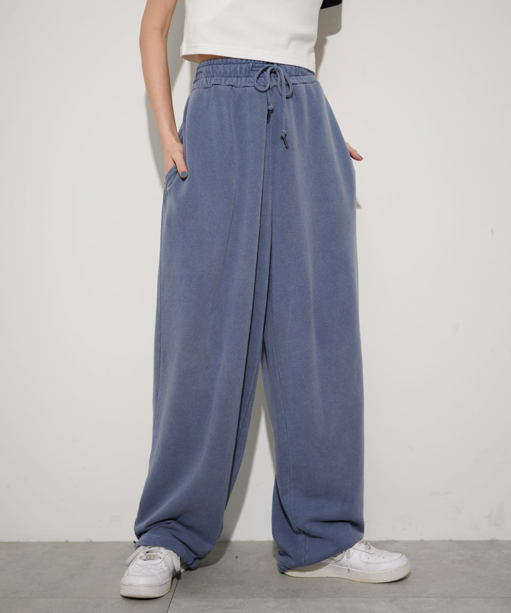ブルー　モデル:161cm L着用
