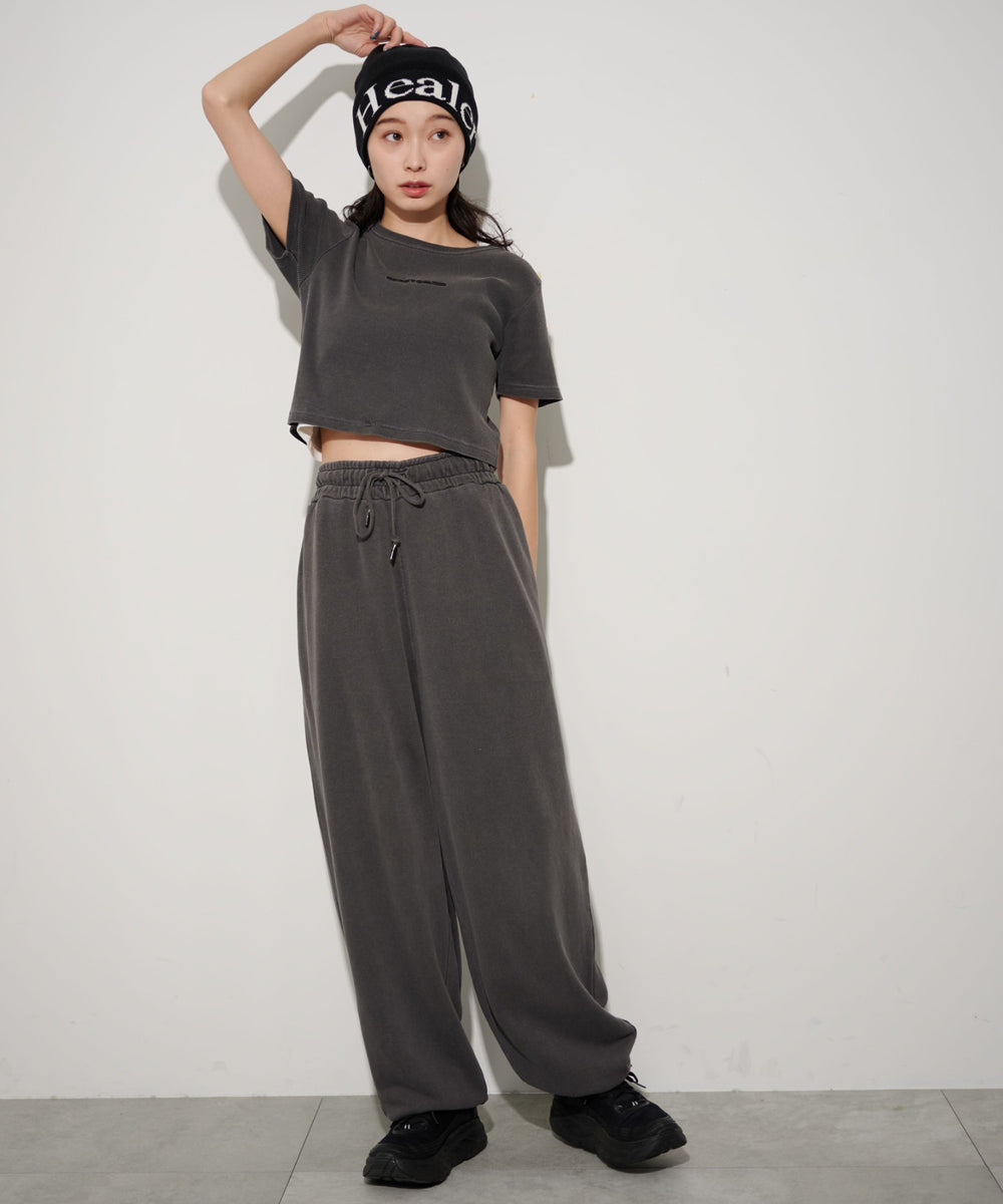 ブラックスミクロ　モデル:161cm L着用