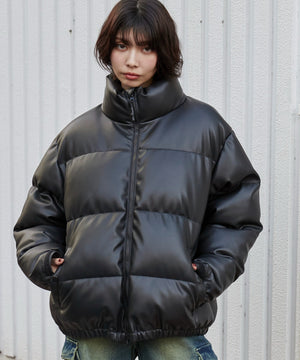 ブラック モデル：160cm M着用