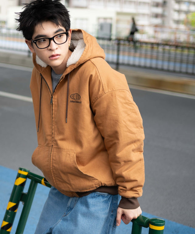 ブラウン モデル：180cm L着用