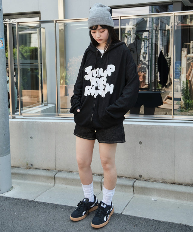 ブラック　モデル：160㎝　L着用