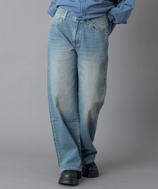 デニム中濃 モデル：162cm M着用