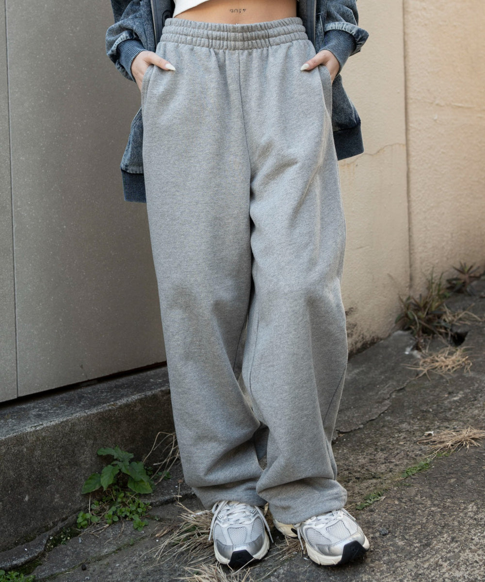 グレーソノタ　モデル：159cm M着用