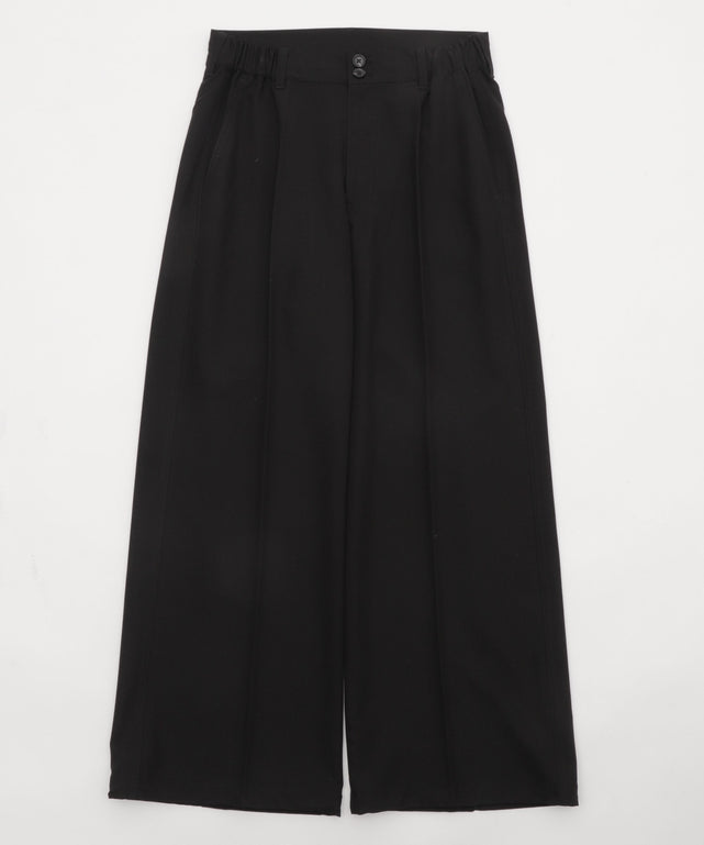ブラック
