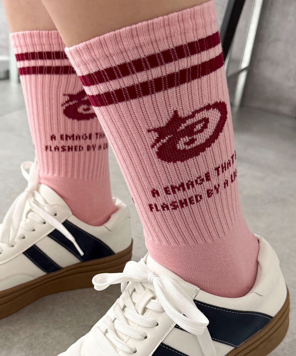 ピンク