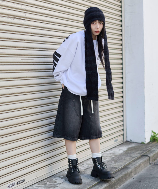 ホワイト　モデル：159cm L着用