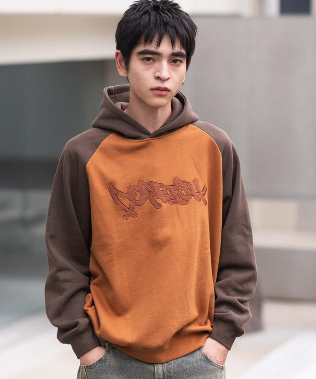 ブラウン モデル：180cm L着用