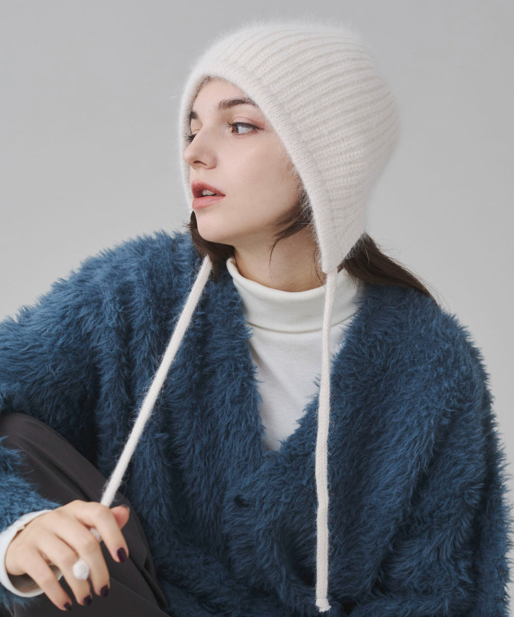 オフホワイト