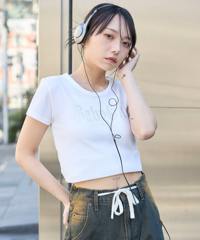 ラインストーンチビリブT/ホワイト 　モデル:159cm F着用