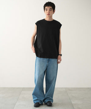 ブラック　モデル:180cm L着用
